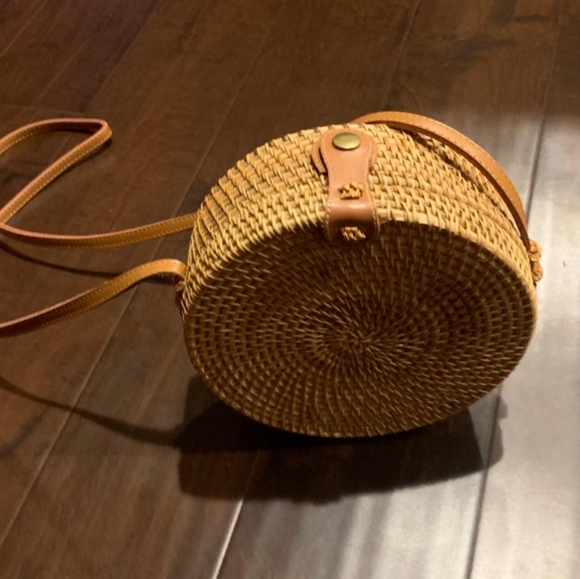 Anthropologie Hand-woven Leather Round Rattan Bag - Picture 8 of 9
